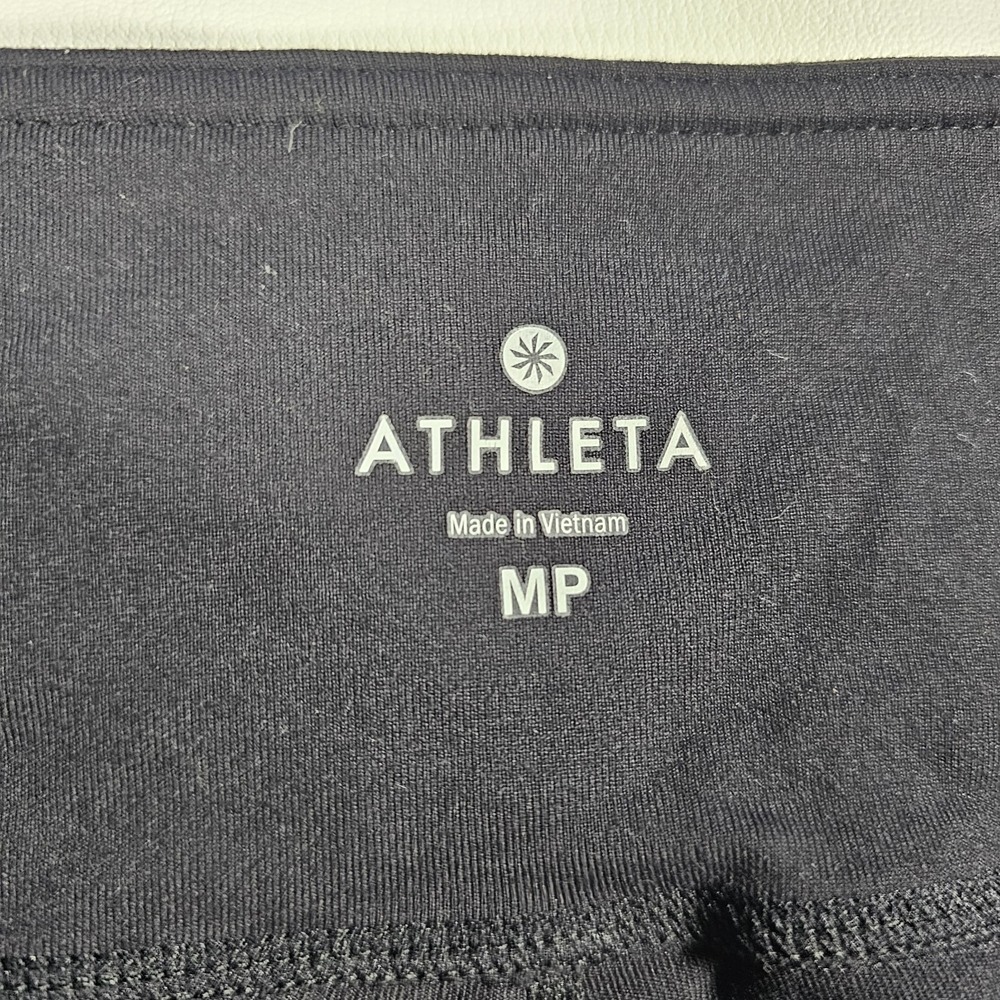 Athleta Capri Leggings Womens MP Medium Petite Black Cropped Yoga Athletic A001 - Picture 3 of 9